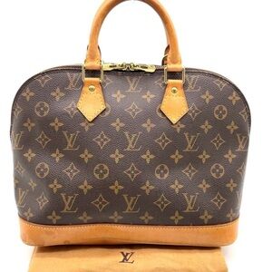 Auth Louis Vuitton Monogram
Alma PM